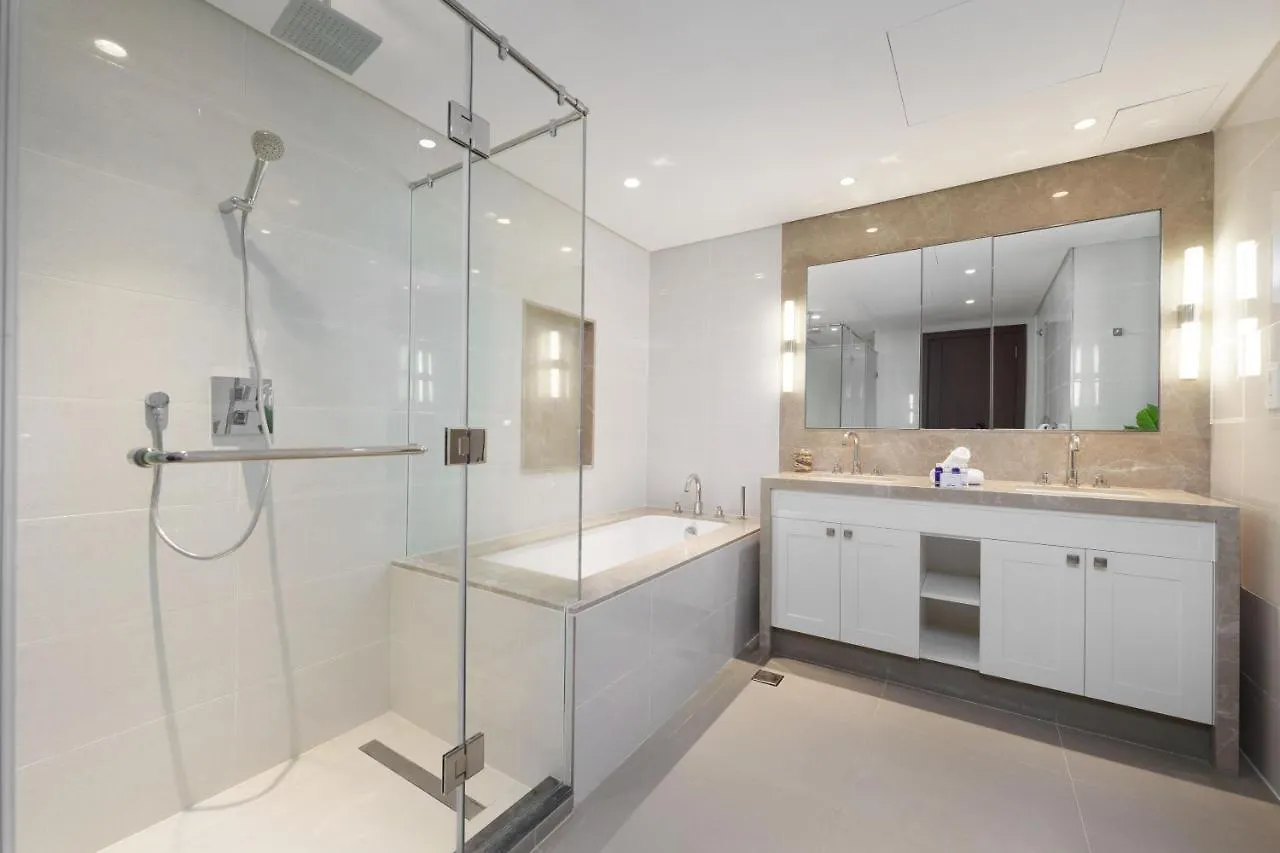 Maison Privee - Ultra Chic High-Floor Apt With Direct Burj Khalifa & Fountains Views Dubai 0*,  United Arab Emirates