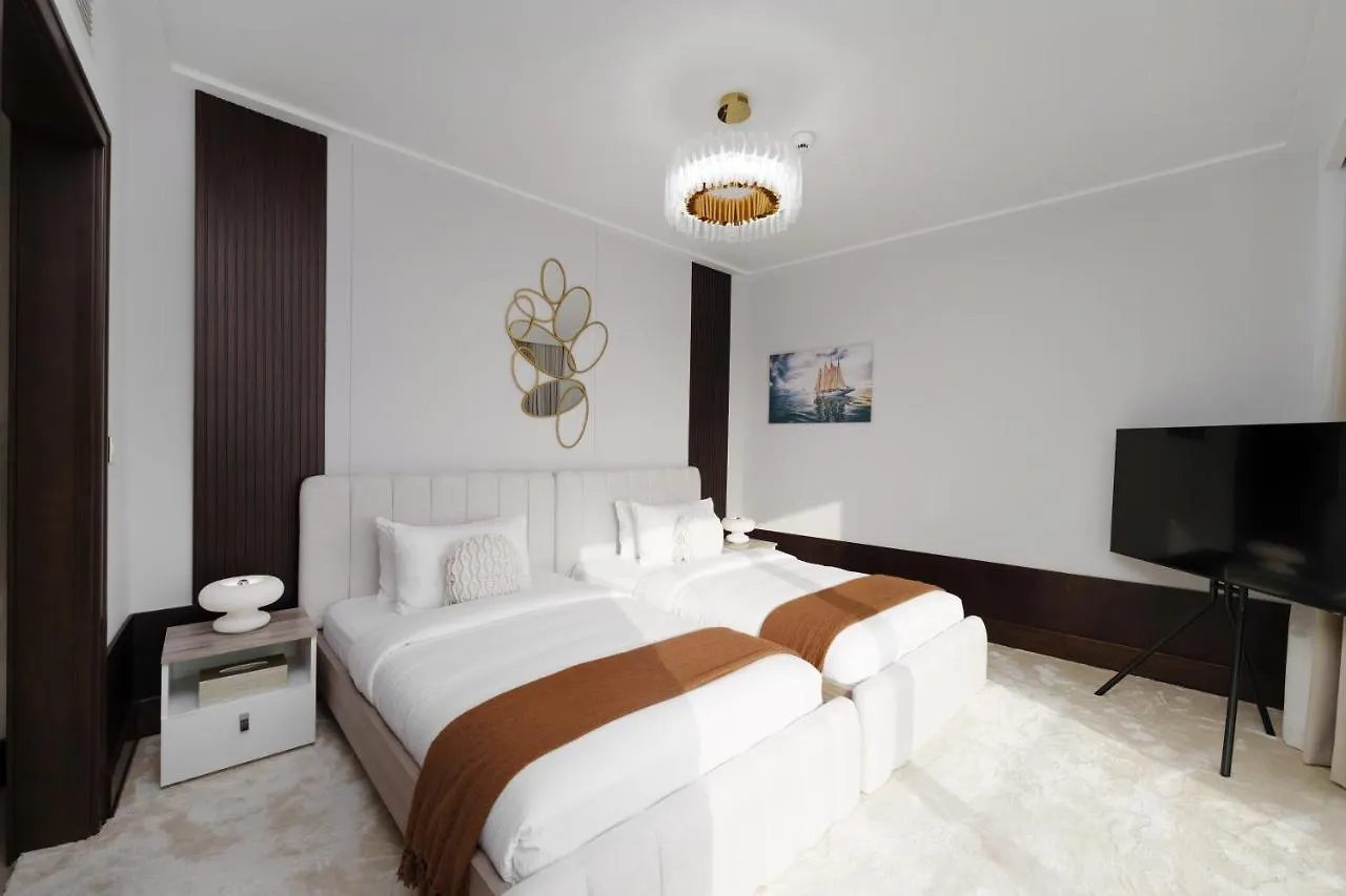 Maison Privee - Ultra Chic High-Floor Apt With Direct Burj Khalifa & Fountains Views Dubai