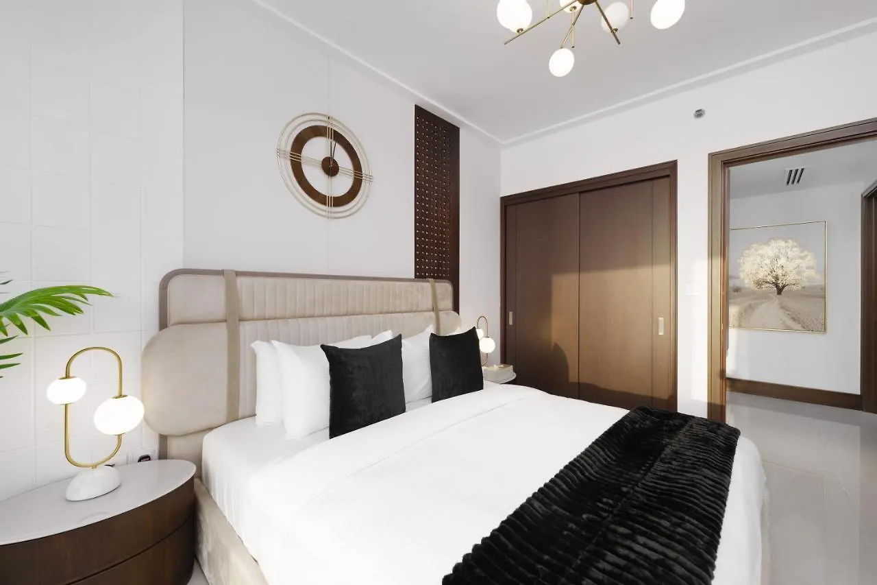 Maison Privee - Ultra Chic High-Floor Apt With Direct Burj Khalifa & Fountains Views Dubai 0*,  United Arab Emirates